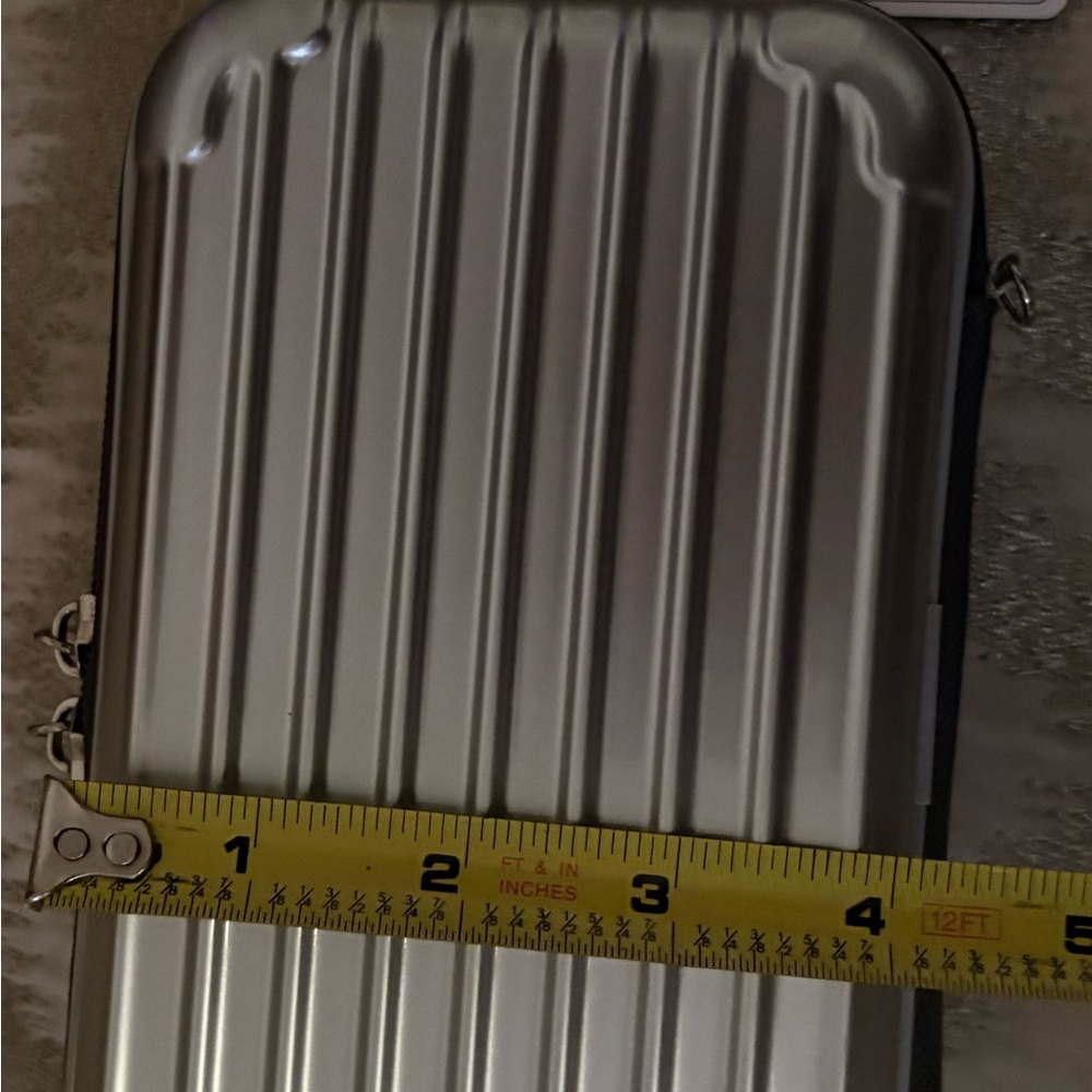 Pan Am Hard-Sided Silver Crossbody Bag - Picture 7 of 8